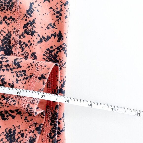 Jessica Simpson Snakeskin Print High-Rise Bicycle Shorts // Size Large // NWOT - Picture 8 of 11